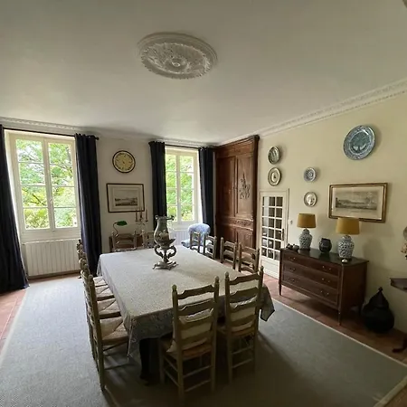 La Grange Du Barry, * Belvèze
