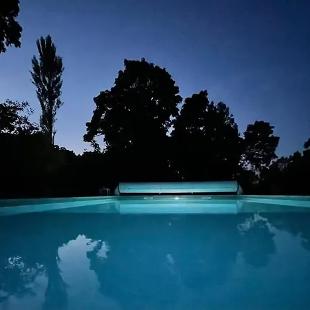 La Grange Du Barry, Belveze