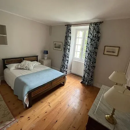 La Grange Du Barry, Βίλα *